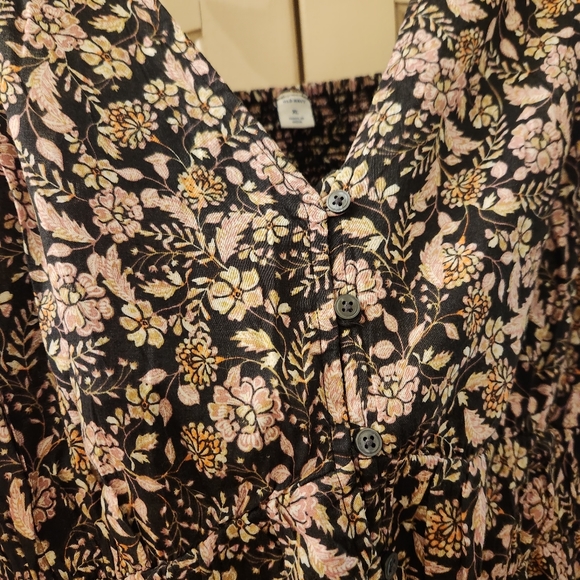 Old Navy Babydoll Blouse Top, Brown Pink Floral Smocked Ruffle Trim, Size XL - Picture 5 of 10